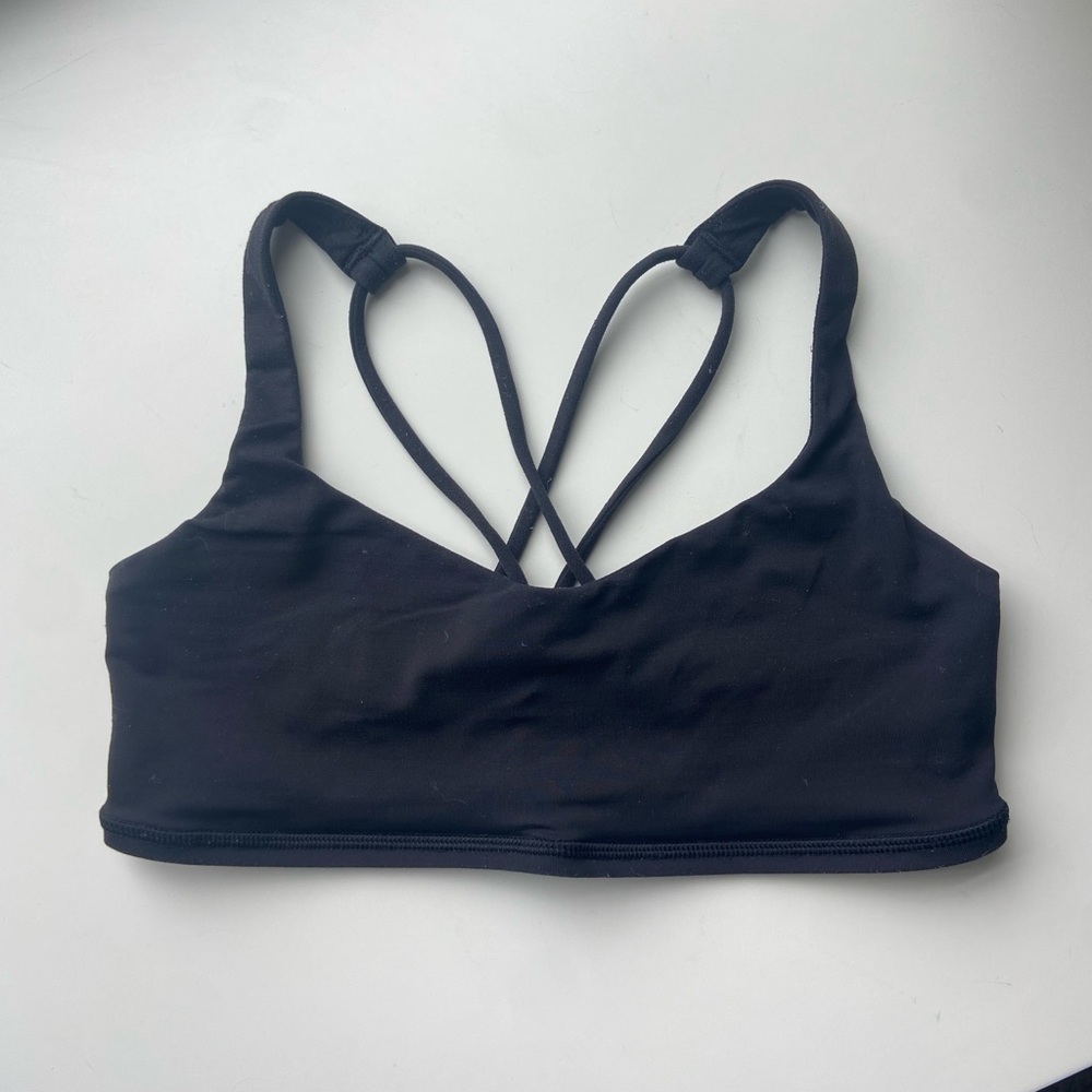 Lululemon black free to be bra in size 6